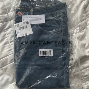 American Eagle Blue Jeans (size 4 long)